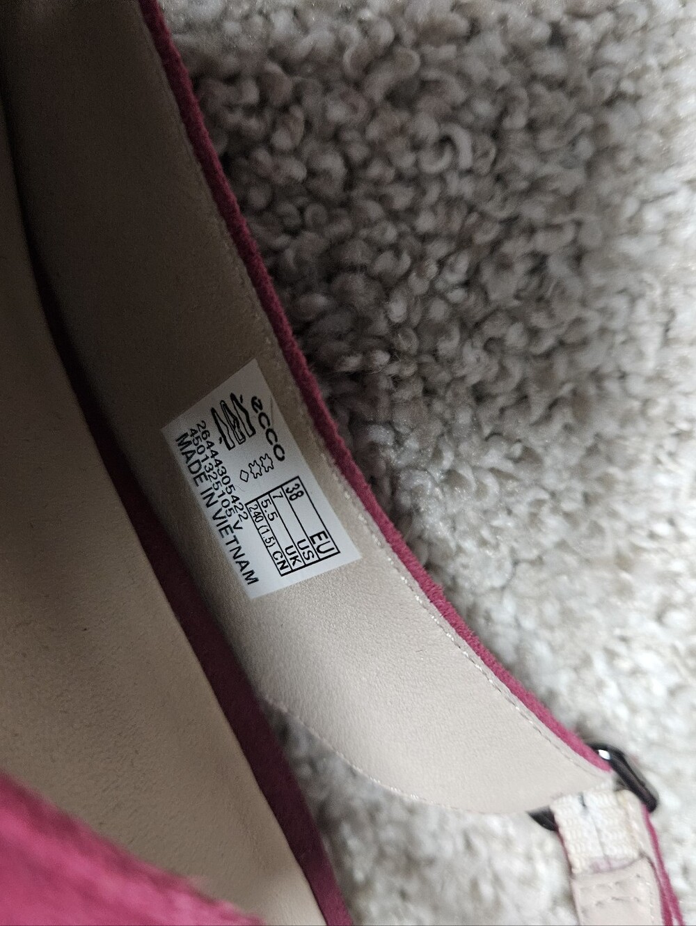 Ecco Burgundy Pointed Slingback Kitten Heels - Picture 3 of 3